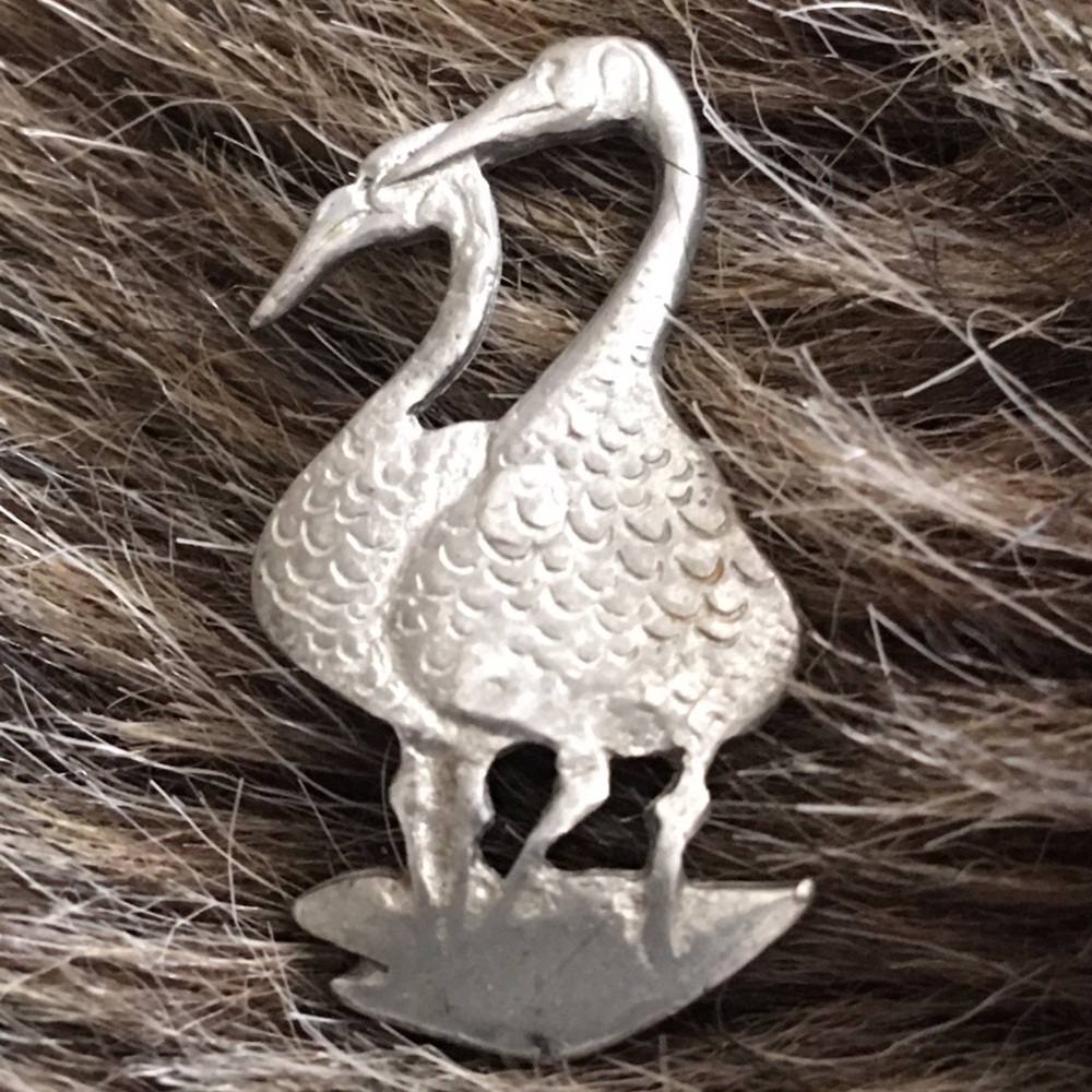 P Buckley Moss Society Charter Member Pewter pin